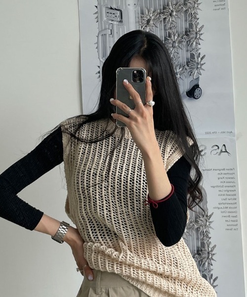 ASCLO（エジュクロ）の「ASCLO Dro See Through Mesh Knit Vest（ベスト・メンズ・ブラック/クリーム・FREE）」の21枚目の写真