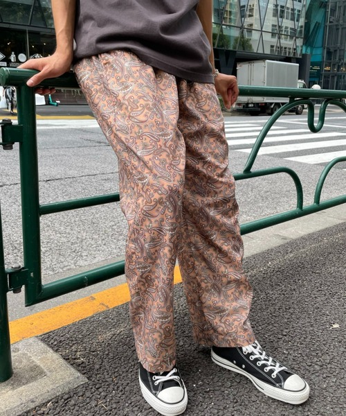 CIAOPANIC（チャオパニック）の「ペイズリーイージーパンツ（スラックス・メンズ・ホワイト/ブラウン・MEDIUM/LARGE）」の2枚目の写真