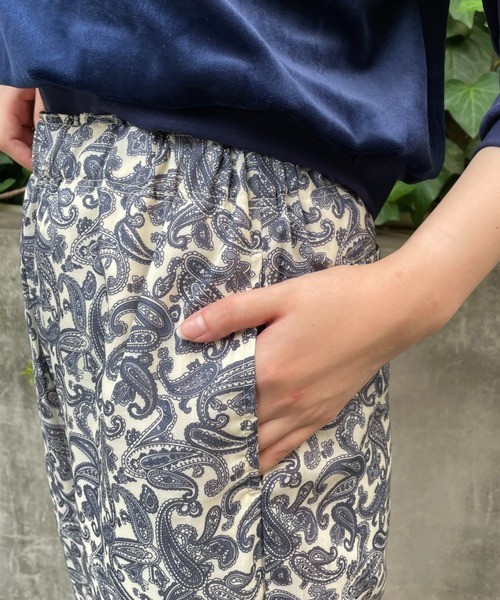 CIAOPANIC（チャオパニック）の「ペイズリーイージーパンツ（スラックス・メンズ・ホワイト/ブラウン・MEDIUM/LARGE）」の4枚目の写真