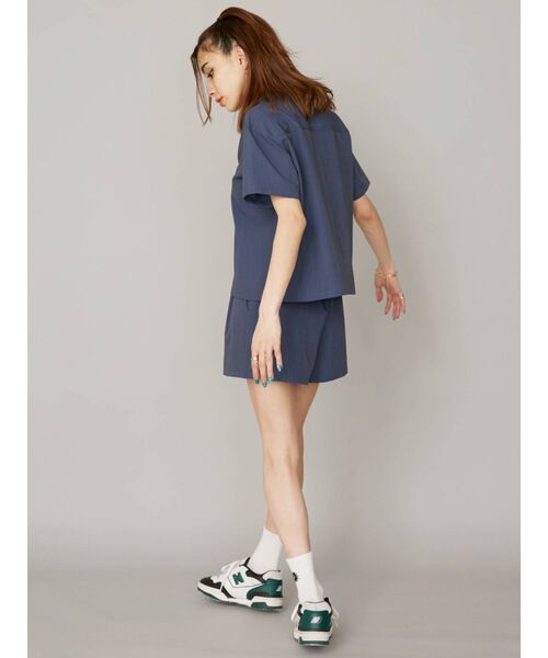 EVRIS（エヴリス）の「オープンカラーショートシャツ【セットアップ着用可能】（シャツ/ブラウス・レディース・ベージュ/ネイビー/ブラック・FREE）」の9枚目の写真