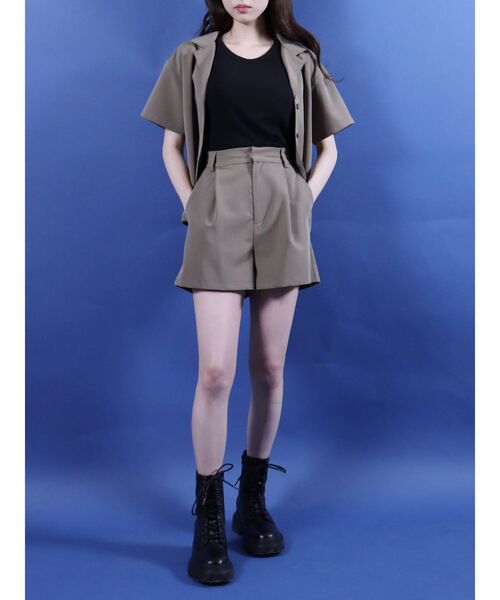 EVRIS（エヴリス）の「オープンカラーショートシャツ【セットアップ着用可能】（シャツ/ブラウス・レディース・ベージュ/ネイビー/ブラック・FREE）」の18枚目の写真