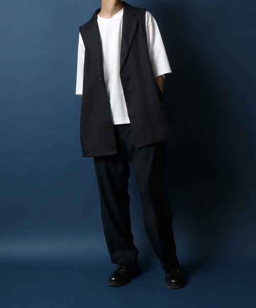 ANPAS(アンパス)の「Side Velt Tailored Collar Gilet/サイドベルト テーラード ジレベスト(ベスト・メンズ・ブラック/ライトベージュ・M/L)」の3枚目の写真