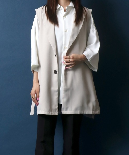 ANPAS(アンパス)の「Side Velt Tailored Collar Gilet/サイドベルト テーラード ジレベスト(ベスト・メンズ・ブラック/ライトベージュ・M/L)」の6枚目の写真