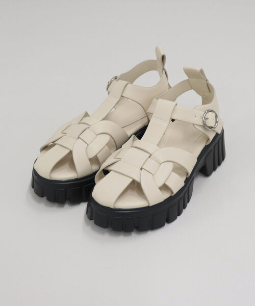 fredy emue(フレディエミュ)の「ライトソールデザインアッパーサンダル(サンダル・レディース・ブラック/オフホワイト・S/M/L)」の1枚目の写真