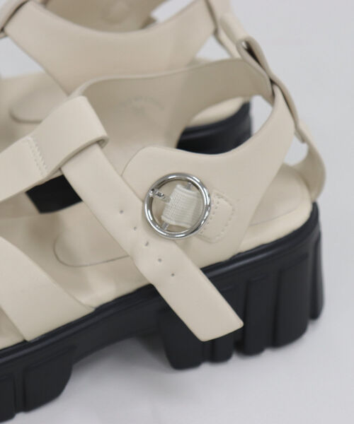 fredy emue(フレディエミュ)の「ライトソールデザインアッパーサンダル(サンダル・レディース・ブラック/オフホワイト・S/M/L)」の6枚目の写真