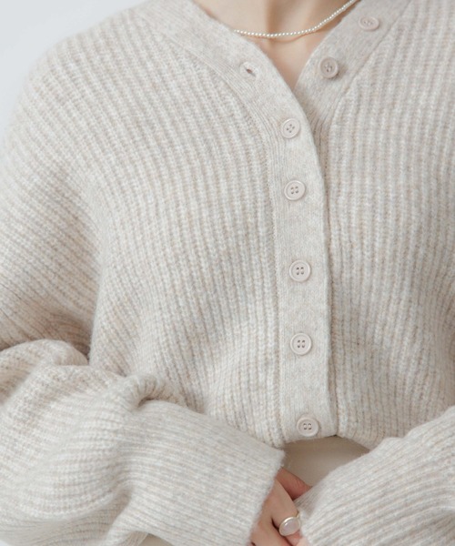 flower（フラワー）の「ボタンニットトップ2（ニット/セーター・レディース・ベージュ/グレー・FREE）」の16枚目の写真