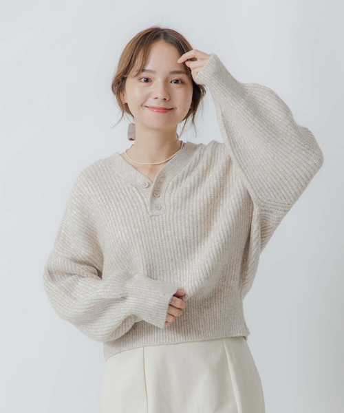 flower（フラワー）の「ボタンニットトップ2（ニット/セーター・レディース・ベージュ/グレー・FREE）」の18枚目の写真