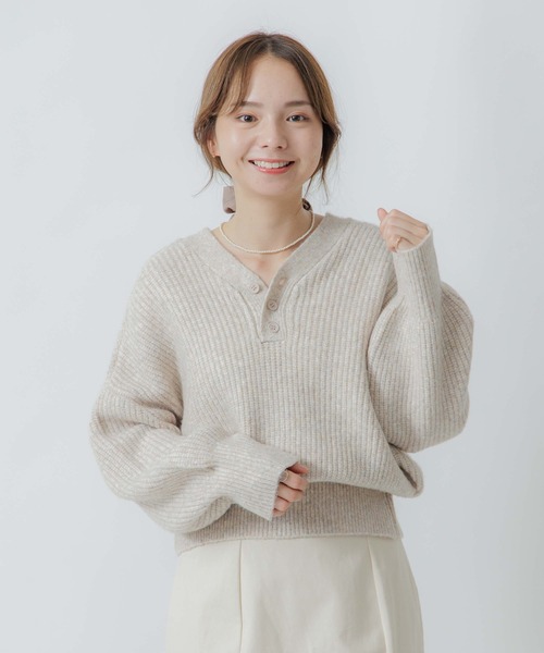 flower（フラワー）の「ボタンニットトップ2（ニット/セーター・レディース・ベージュ/グレー・FREE）」の20枚目の写真