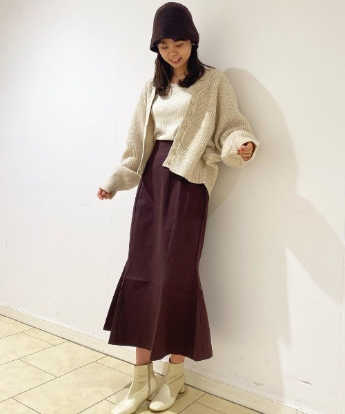 flower（フラワー）の「ボタンニットトップ2（ニット/セーター・レディース・ベージュ/グレー・FREE）」の4枚目の写真