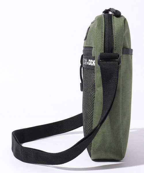 Dickies(ディッキーズ)の「Dickies LOGO TAPE MINI SHOULDER(ショルダーバッグ・メンズ・ネイビー/カーキ/ブラック/ベージュ・FREE)」の5枚目の写真
