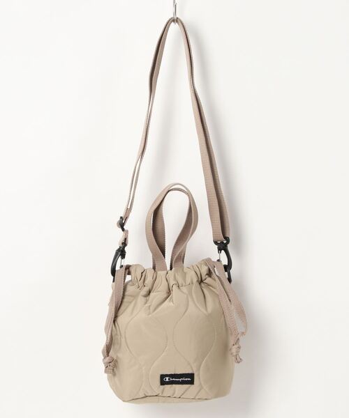 Champion（チャンピオン）の「チャンピオン　ヒプラー　キルティング　巾着バッグ　63501（ショルダーバッグ・レディース・ベージュ/ブラック/カーキ・FREE）」の22枚目の写真