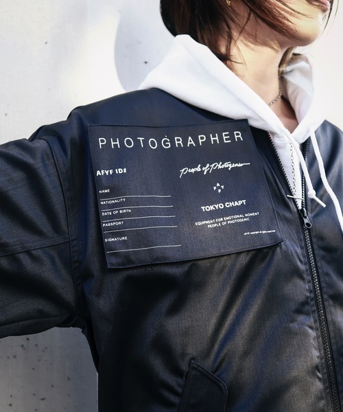 AFYF（エーエフワイエフ）の「AFYFPHOTOGRAPHER MA-1/ビッグシルエット フォトグラファーMA-1（MA-1・レディース・ブラック/ネイビー/ブラック系その他・FREE）」の15枚目の写真