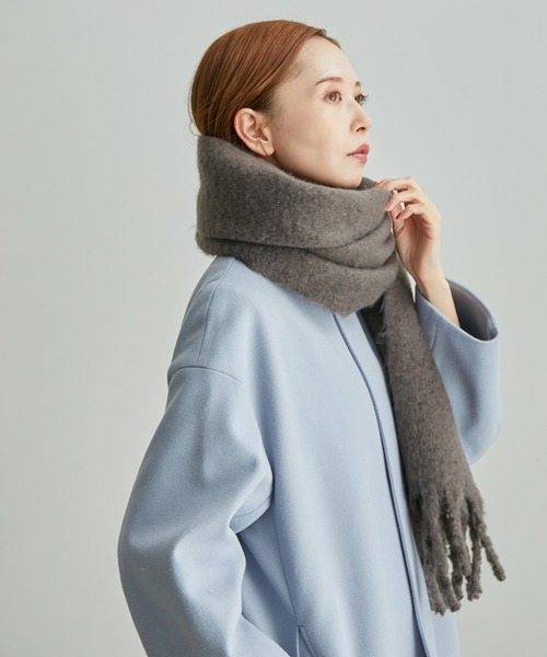 ROPE' PICNIC（ロペピクニック）の「リサイクルヤーンバルキーフリンジストール（マフラー・レディース・キナリ/イエロー系その他/ブルー/ピンク/グレー系その他/チャコールグレー・FREE）」の3枚目の写真