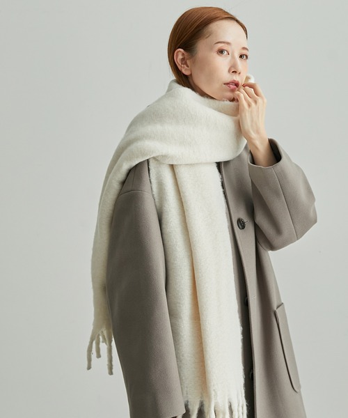 ROPE' PICNIC（ロペピクニック）の「リサイクルヤーンバルキーフリンジストール（マフラー・レディース・キナリ/イエロー系その他/ブルー/ピンク/グレー系その他/チャコールグレー・FREE）」の2枚目の写真