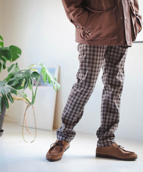 B:MING by BEAMS(ビーミングバイビームス)の「B:MING by BEAMS / ウォーム スリム チノ(チノパンツ・メンズ・ネイビー/ベージュ/ブラック/チャコールグレー・SMALL/MEDIUM/LARGE/X-LARGE)」の5枚目の写真