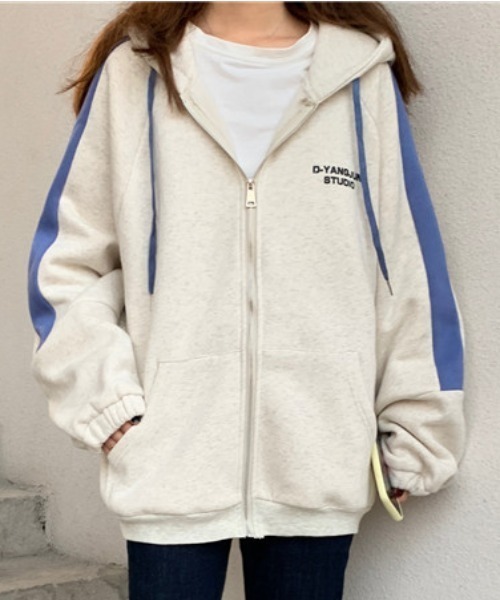 gossip！ロサンゼルス（ゴシップロサンゼルス）の「ラグラン袖カジュアルパーカー（パーカー・レディース・グレー/ライトグレー・FREE）」の4枚目の写真