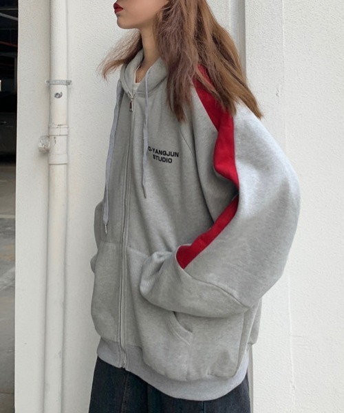 gossip！ロサンゼルス（ゴシップロサンゼルス）の「ラグラン袖カジュアルパーカー（パーカー・レディース・グレー/ライトグレー・FREE）」の7枚目の写真