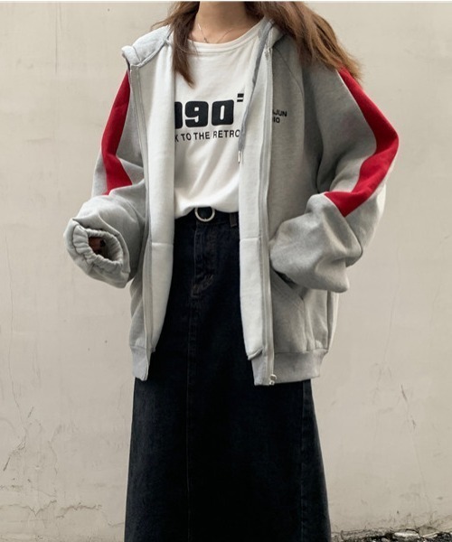 gossip！ロサンゼルス（ゴシップロサンゼルス）の「ラグラン袖カジュアルパーカー（パーカー・レディース・グレー/ライトグレー・FREE）」の13枚目の写真