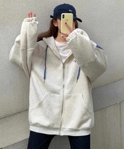 gossip！ロサンゼルス（ゴシップロサンゼルス）の「ラグラン袖カジュアルパーカー（パーカー・レディース・グレー/ライトグレー・FREE）」の21枚目の写真