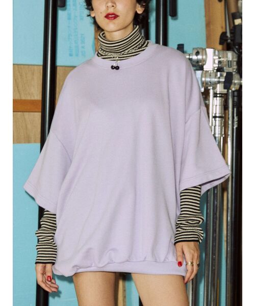 jouetie(ジュエティ)の「キルティングスリーブ2WAY スウェット(スウェット・レディース・ブラック/パープル/アイボリー・MEDIUM)」の3枚目の写真