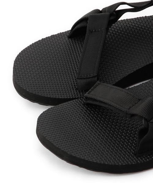 Teva（テバ）の「TEVA OriginalUniversal（サンダル・レディース・ブラック・6/7/8/5）」の3枚目の写真