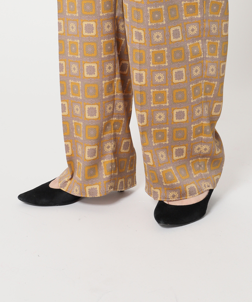 journal standard L'essage（ジャーナルスタンダードレサージュ）の「ヴィンテージプリントパンツ（その他パンツ・レディース・レッド/マスタード・FREE）」の20枚目の写真