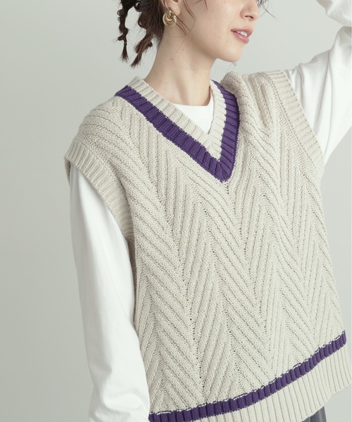 N.（N. Natural Beauty Basic）（エヌエヌナチュラルビューティーベーシック）の「◆ジャガードニットベスト（ベスト・レディース・オフホワイト/ホワイト×パープル/ブラック×ベージュ・MEDIUM）」の9枚目の写真