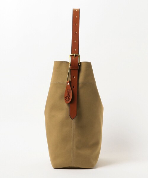 定価74800円BRADY LEVEN ショルダーバック　ラージサイズ 定価74800円BRADY LEVEN ショルダーバック ラージサイズ BRADY