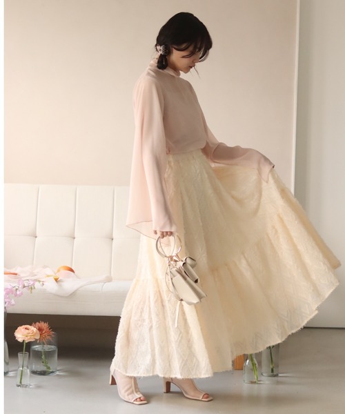 muguet(ミュゲ)の「shaggy tiered skirt(スカート・レディース・アイボリー・FREE)」の11枚目の写真
