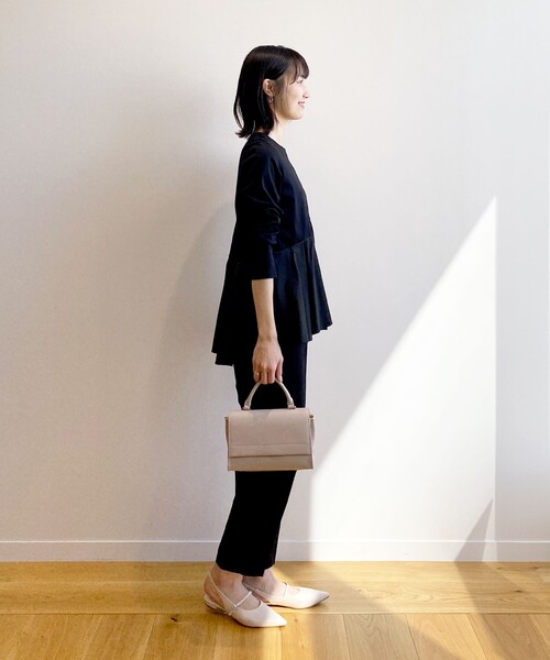 OPAQUE.CLIP（オペークドットクリップ）の「◆シルケットコットンドッキング ペプラムカットソー（Tシャツ/カットソー・レディース・サンドベージュ/ブラック/オフホワイト・40/38）」の7枚目の写真