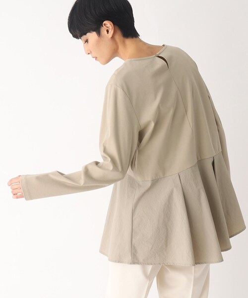 OPAQUE.CLIP（オペークドットクリップ）の「◆シルケットコットンドッキング ペプラムカットソー（Tシャツ/カットソー・レディース・サンドベージュ/ブラック/オフホワイト・40/38）」の17枚目の写真