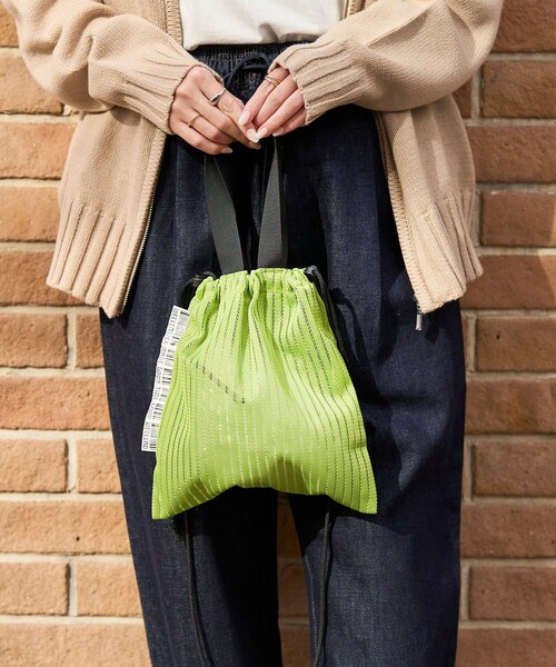 WEEKEND(ER)（ウィークエンダー）の「WEEKEND(ER)×FREAK'S STORE/ウィークエンダー×フリークスストア 別注MESH DRAWSTING BAG/ 別注メッシュドローストリングバッグ（ショルダーバッグ・レディース・グレー/オレンジ/ライトグリーン・ONE SIZE）」の12枚目の写真