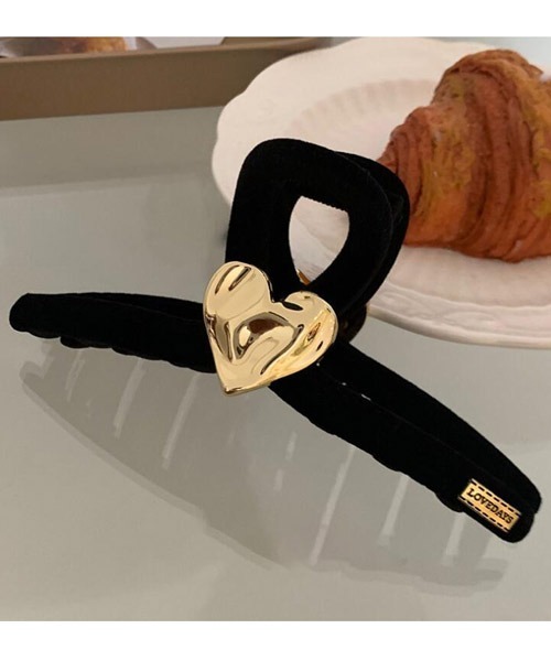 VIBGYOR Women（ヴィブジョー　ウィメン）の「【float】ベロア ゴールド ハート バンスクリップ（バレッタ/ヘアクリップ・レディース・ブラック・FREE）」の3枚目の写真