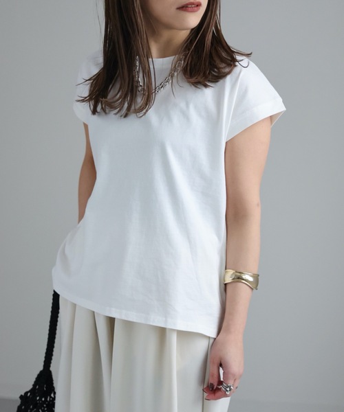 ap retro（アプレトロ）の「コットン100% フレンチスリーブTシャツ（Tシャツ/カットソー・レディース・チャコールグレー/オフホワイト/グレイッシュベージュ/ブラック・FREE）」の5枚目の写真