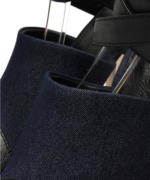 TSURU（ツル）の「【TSURU】Avalon（サンダル・レディース・ブラック/ベージュ・SMALL/MEDIUM）」の11枚目の写真