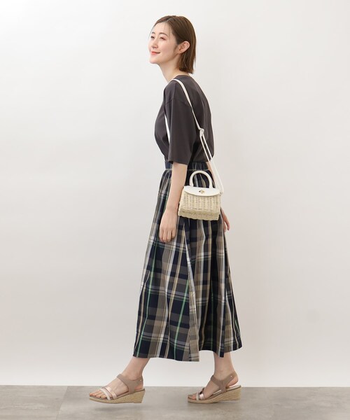 grove（グローブ）の「◆オールシーズン活躍する！ビッグチェックスカート（スカート・レディース・ネイビー系1/ホワイト系4/アイボリー系1・02/03/01/05/04）」の11枚目の写真