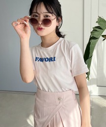 ガーリーにもカジュアルにも。ロゴアソートTシャツ