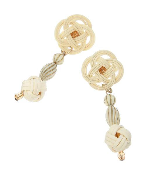 Samansa Mos2（サマンサ モスモス）の「ラタンビーズピアス（ピアス（両耳用）・レディース・ベージュ/オフホワイト・ﾌﾘ-）」の2枚目の写真