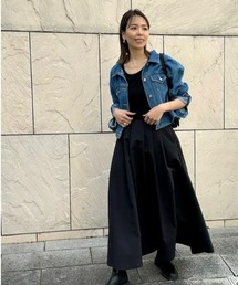Back gather short denim jacket