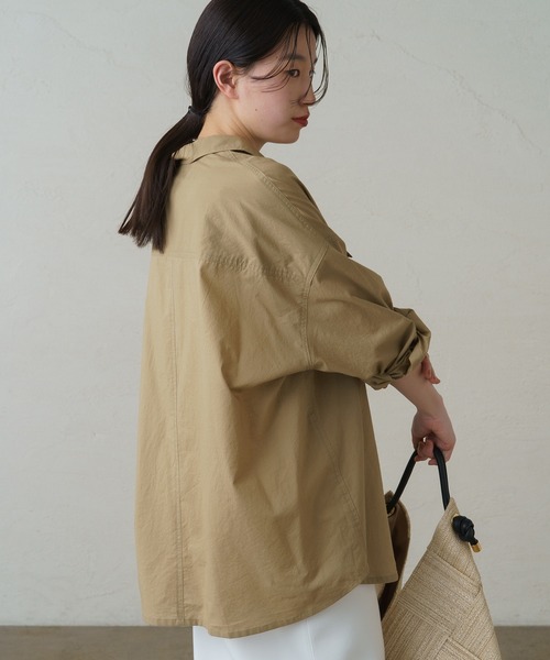 LOUNGEDRESS（ラウンジドレス）の「ライトミリタリーシャツ（シャツ/ブラウス・レディース・ブラック/ベージュ/オフホワイト/カーキ・FREE）」の13枚目の写真