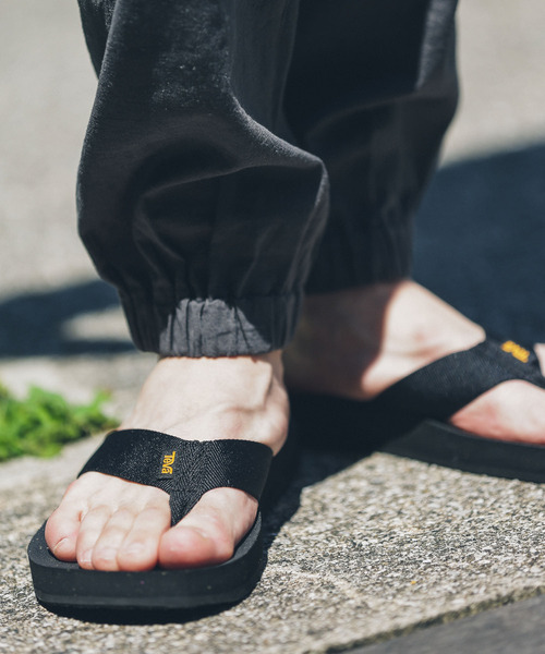 Teva(テバ)の「Teva M REFLIP(サンダル・メンズ・ブルー/オリーブ/ブラック・8/9/10)」の2枚目の写真