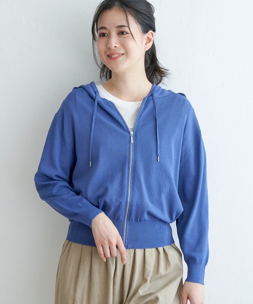 ikka(イッカ)の「ニットジップパーカー(パーカー・レディース・スカイブルー/ブラック/ライトグレー・M/L/S)」の12枚目の写真