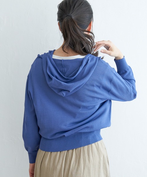 ikka(イッカ)の「ニットジップパーカー(パーカー・レディース・スカイブルー/ブラック/ライトグレー・M/L/S)」の14枚目の写真