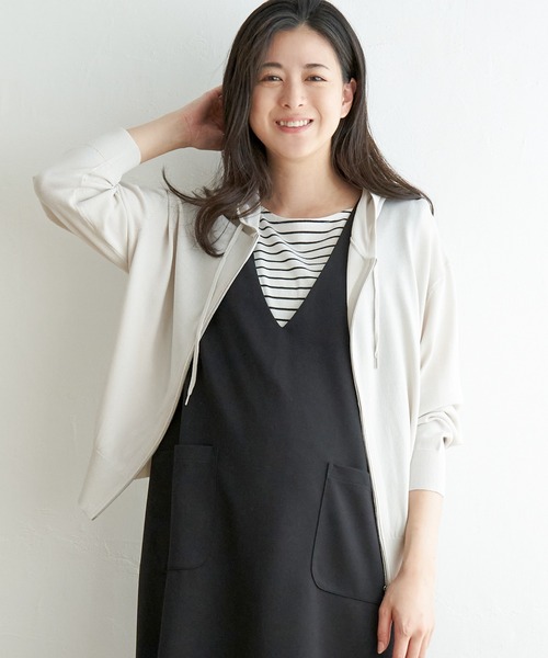 ikka(イッカ)の「ニットジップパーカー(パーカー・レディース・スカイブルー/ブラック/ライトグレー・M/L/S)」の20枚目の写真
