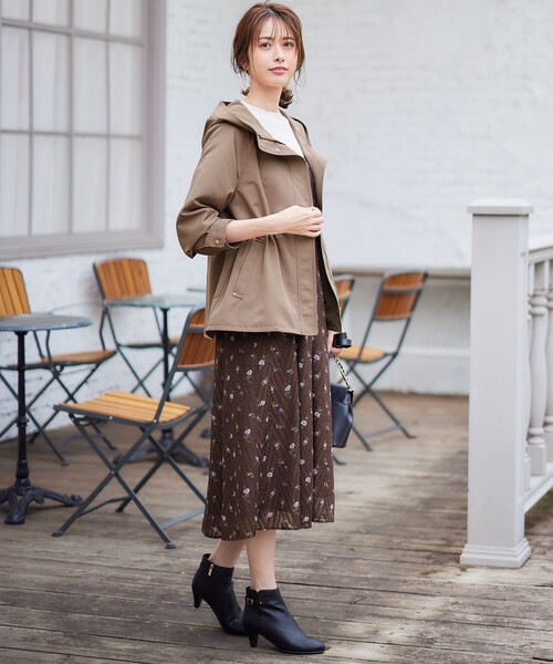 ANY SIS(エニィスィス)の「【2SET】フラワーキャミ ワンピース × リブインナー(ドレス・レディース・ダークブラウン系4/ブラック系4・3/2/1)」の4枚目の写真
