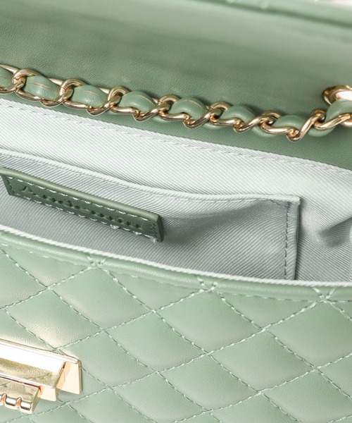 Andemiu(アンデミュウ)の「キルティングチェーンバッグ 965316(ショルダーバッグ・レディース・グレイッシュベージュ/ブラック/ベージュ/グリーン/マルチ・FREE)」の17枚目の写真