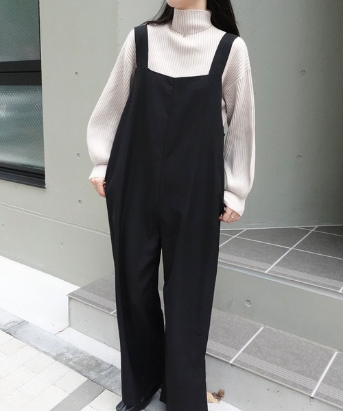 CORNERS(コーナーズ)の「とろみ素材裾スリットサロペット(サロペット/オーバーオール・レディース・モカ/ブラック・M)」の17枚目の写真