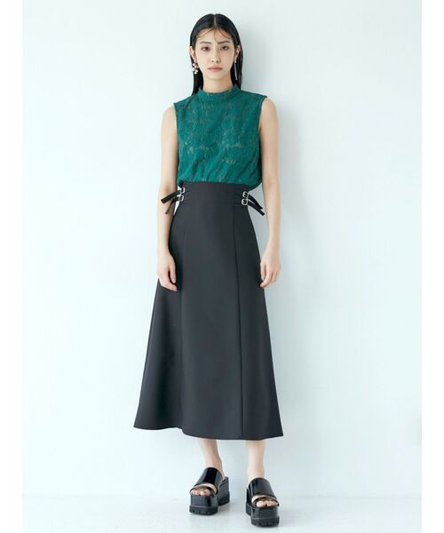 MURUA(ムルーア)の「サイドベルトフレアスカート(スカート・レディース・その他1/ブラック/ベージュ・1/2)」の5枚目の写真