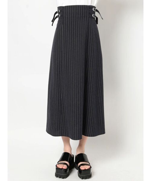 MURUA(ムルーア)の「サイドベルトフレアスカート(スカート・レディース・その他1/ブラック/ベージュ・1/2)」の21枚目の写真