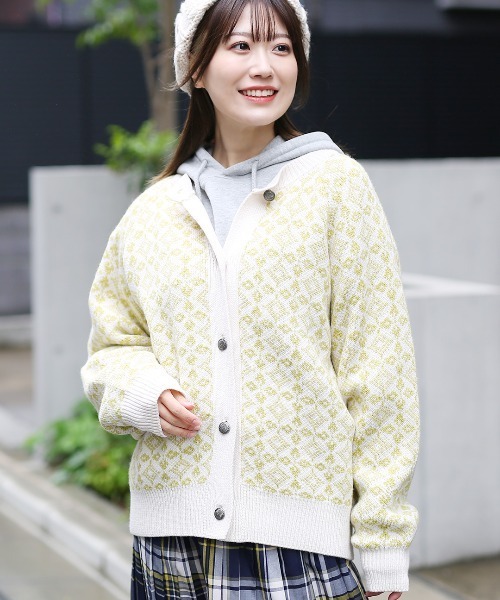チチカカ（チチカカ）の「総柄ジャガードカーディガン（カーディガン/ボレロ・レディース・イエロー/ネイビー・FREE）」の2枚目の写真
